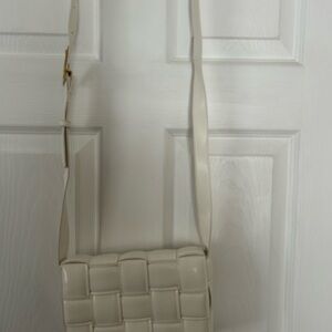 Chic Cream Woven Crossbody Bag